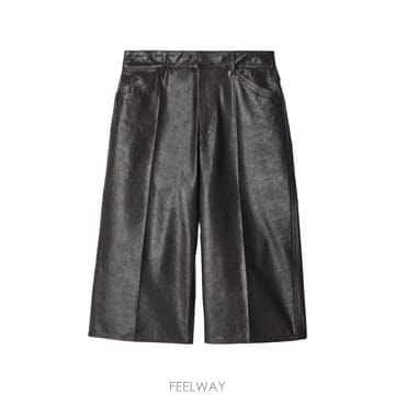 르메르 레더 버뮤다 PA1322LL0225479 B0712329939