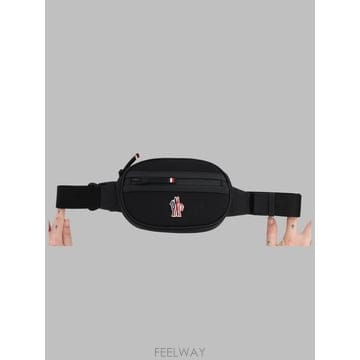 26 F/W 몽클레어 CROSSBODYBAGS L20985M00005 B0042312944