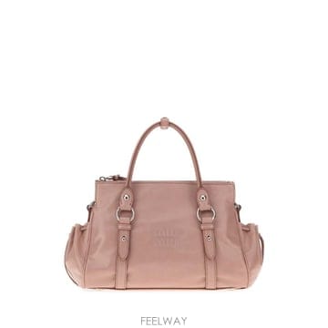 Miu Miu 26FW �̿�̿� �۷ν� ���� �ڵ�� 5BA3332A44 F010F Pink26FW �̿�̿� �۷ν� ���� �ڵ�� 5BA3332A44 F010F Pink