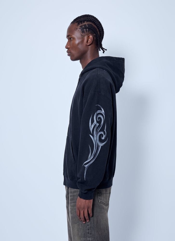 Vetements 26 F/W ��Ʈ�� �׷���Ƽ TRIBAL ���� �ĵ� MH27ZU154 B011233093326 F/W ��Ʈ�� �׷���Ƽ TRIBAL ���� �ĵ� MH27ZU154 B011