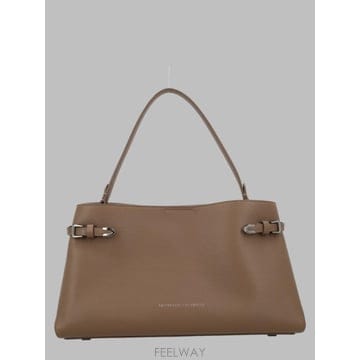 Brunello Cucinelli �δ��� BRUNELLO CUCINELLI ���ڷ� ��ġ�ڸ� ���� ��Ʈ���δ��� BRUNELLO CUCINELLI ���ڷ� ��ġ�ڸ� ���� ��