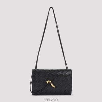 Bottega Veneta 26FW ���װ�����Ÿ �ȵ�Ƹ� �Ŀ�ġ �� ��Ʈ�� 836940 VCPP2 1019 BLACK26FW ���װ�����Ÿ �ȵ�Ƹ� �Ŀ�ġ �� ��Ʈ�� 836940 VCP