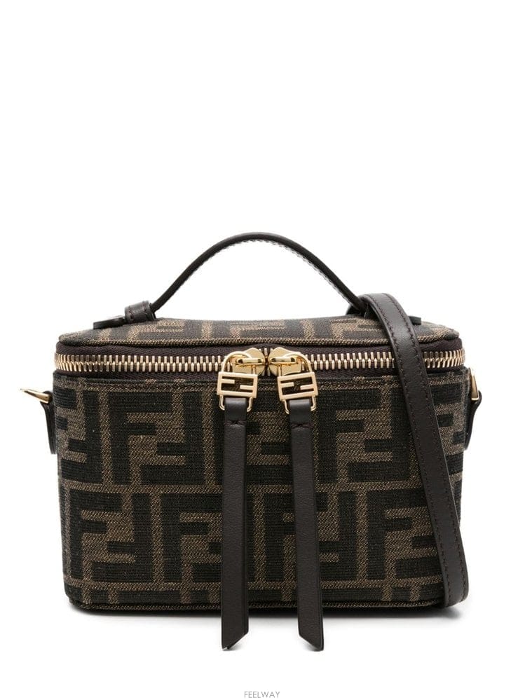 FENDI ��� FENDI ����Ƽ �̴� �� 8BS108AFPMF1GL7 B0712330781��� FENDI ����Ƽ �̴� �� 8BS108AFPMF1GL7 B0712330781