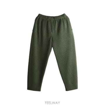Issey Miyake 26FW �ȹ� �ø��� �̼��� �̾��� ��Ʈ����Ʈ ���� HP68JF212 6426FW �ȹ� �ø��� �̼��� �̾��� ��Ʈ����Ʈ ���� HP68JF2