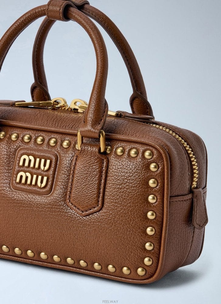 Miu Miu 26 F/W �̿�̿� BRANDY ARCADIE ���͵� ���� �� 5B B011233095126 F/W �̿�̿� BRANDY ARCADIE ���͵� ���� �� 5B B0112
