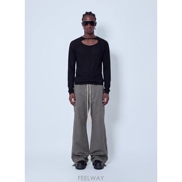 26 F/W 릭오웬스 컷아웃 디테일 스웨터 RU02F4612 ML 0 B0112330977