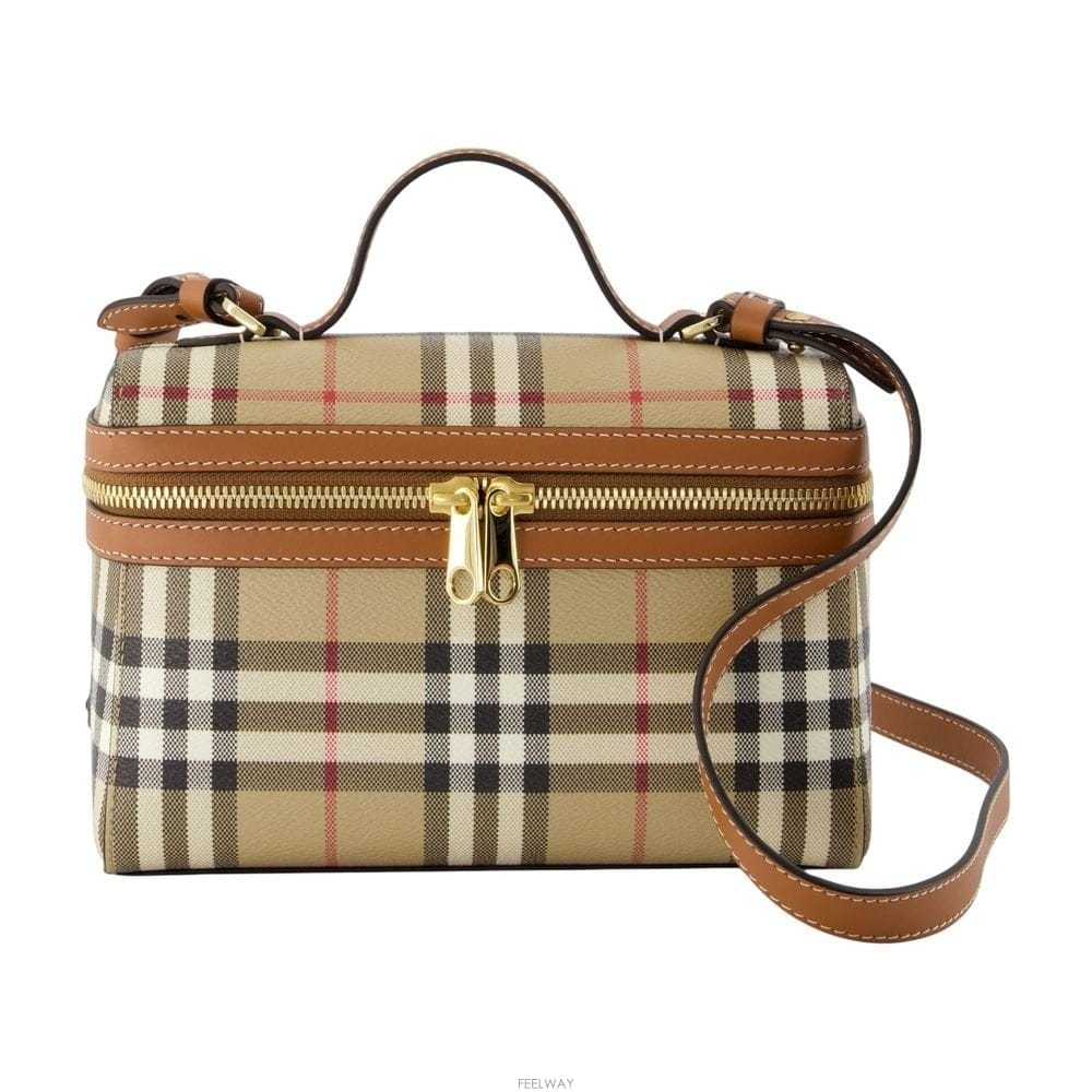 Burberry 26 F/W ������ LL ����Ƽ ���̽� DFC ũ�ν��ٵ� BURBER B073232075526 F/W ������ LL ����Ƽ ���̽� DFC ũ�ν��ٵ� BURBER B