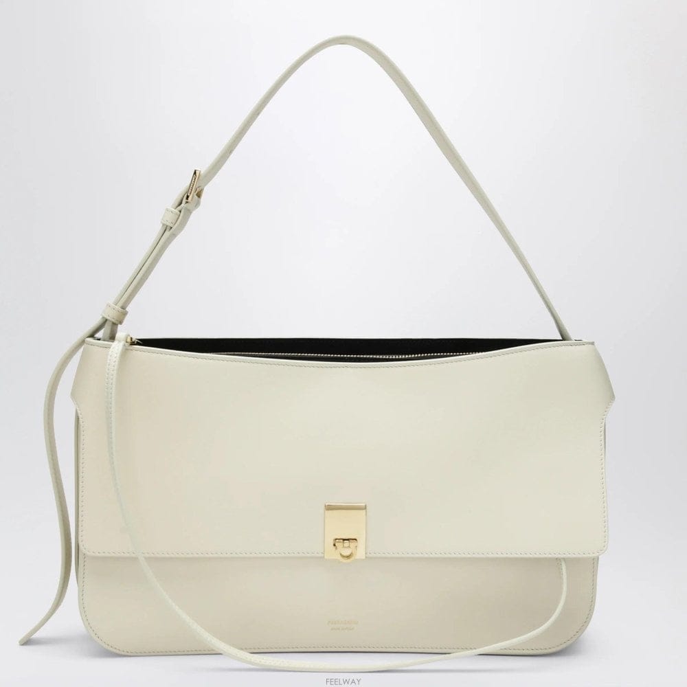 Ferragamo 26 F/W ��󰡸� CARA �� ������ S �� MASCARPONE  B005233204126 F/W ��󰡸� CARA �� ������ S �� MASCARPONE  B00523