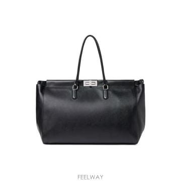 FENDI 26FW ��� ����� 7VA701 B1E3F0QA1 NERO26FW ��� ����� 7VA701 B1E3F0QA1 NERO