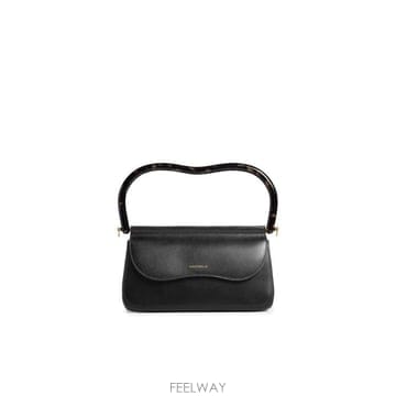 COCCINELLE 26FW ��ġ�ڸ� ����� E1V40180101 001 BLACK26FW ��ġ�ڸ� ����� E1V40180101 001 BLACK
