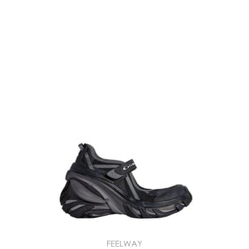 Balenciaga 26FW �߷��þư� ����Ŀ�� A002M2 WWDMG1011 BLACK DARK GREY26FW �߷��þư� ����Ŀ�� A002M2 WWDMG1011 BLACK DARK G