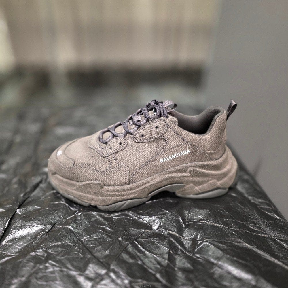 Balenciaga �߷��þư� Ʈ���� S ���� ���� ����Ŀ�� 536737 W2DEN�߷��þư� Ʈ���� S ���� ���� ����Ŀ�� 536737 W2DEN