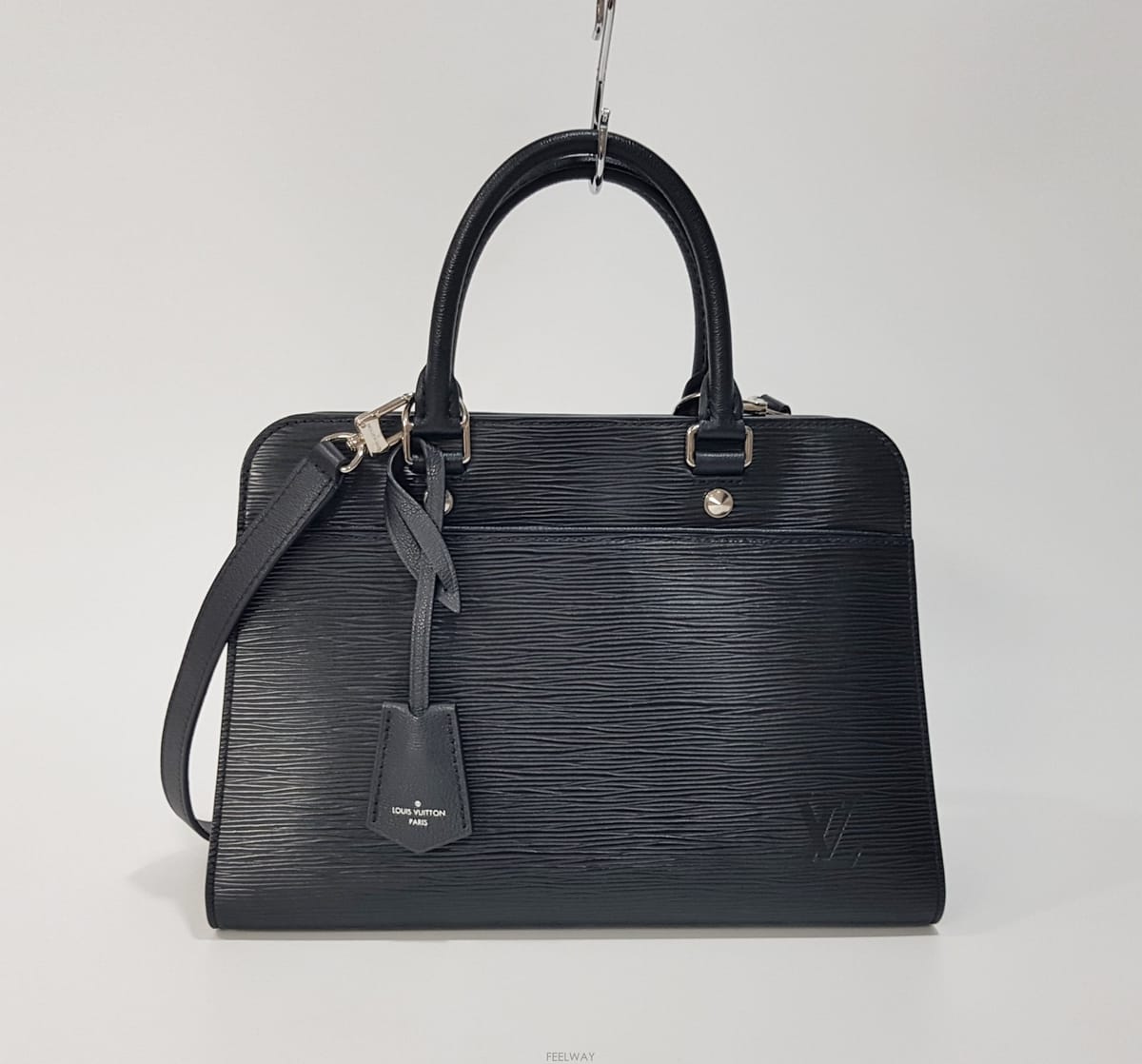 Louis Vuitton ���̺��� ���� �ٴ� ��Ʈ �������̺��� ���� �ٴ� ��Ʈ �����