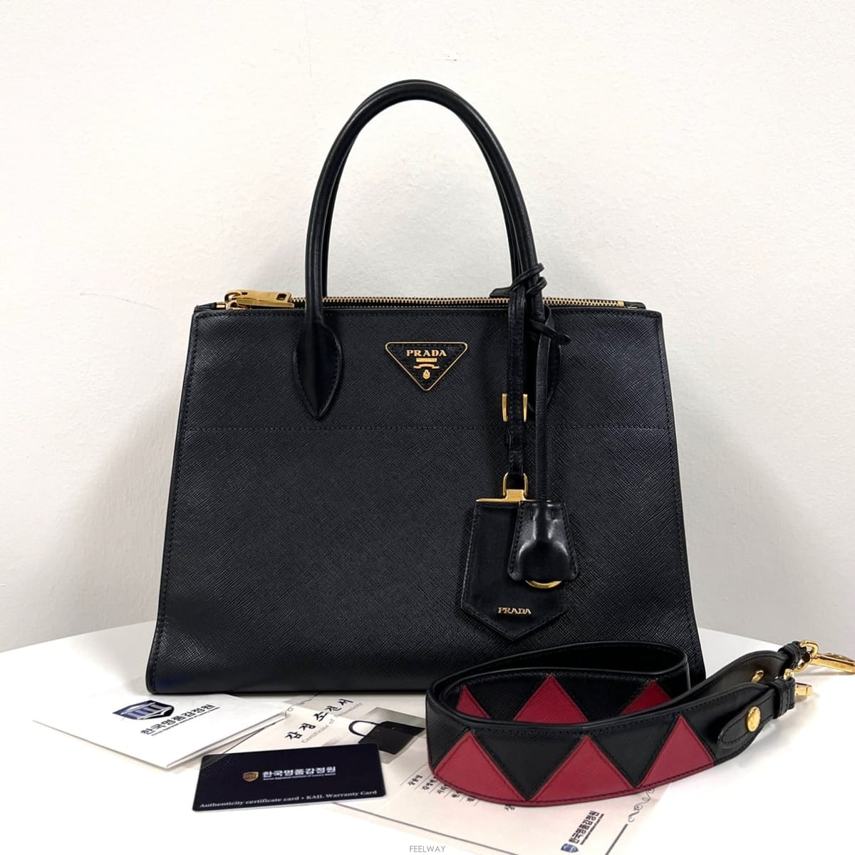 PRADA [�����Ϸ�] ����� ���ǾƳ� �з����� ��Ʈ�� & ����� ����[�����Ϸ�] ����� ���ǾƳ� �з����� ��Ʈ�� & ����� ��