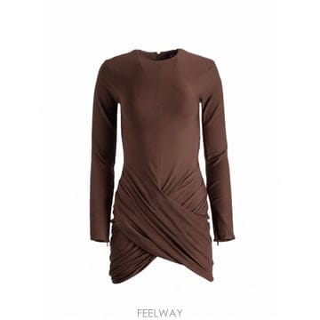 Jacquemus �δ��� JACQUEMUS ��ũ���� ���� �̴� �巹���δ��� JACQUEMUS ��ũ���� ���� �̴� �巹��