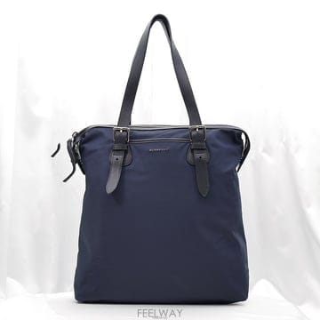 Burberry �߰���ǰ�Ǵ��� / Burberry(������) 8019900 ���̺� ���Ϸ� ���� �ΰ� Ʈ���� ��Ʈ���߰���ǰ�Ǵ��� / Burberry(������) 8019900 ���̺� ����