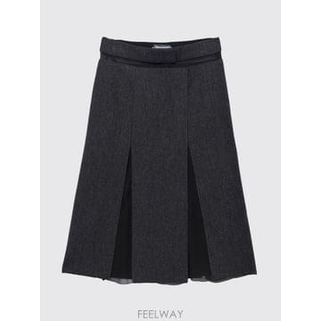프라다 미디 스커트 블랙