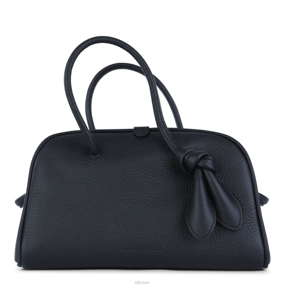 Jacquemus ��ũ���� ���� 25EBAW00416AC03A03990 B1042332167��ũ���� ���� 25EBAW00416AC03A03990 B1042332167