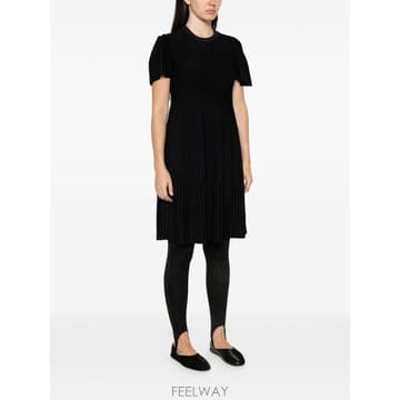 26FW 엠포리오 아르마니 숏 원피스 EW004622 AF27747FC041 BLACK
