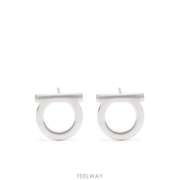 26FW 페라가모 간치니 귀걸이 with Silver Colored 황동 Plate for 여성 760119