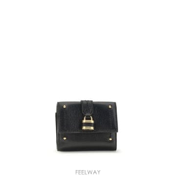 Chloe �ؿ� SS26 ���ο� ���� �е��� ���� CH26SP914O37_001�ؿ� SS26 ���ο� ���� �е��� ���� CH26SP914O37_001