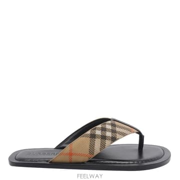 26SS Burberry Flip Flops 체크 with 체크 Motif in Tech Fabric 베이지