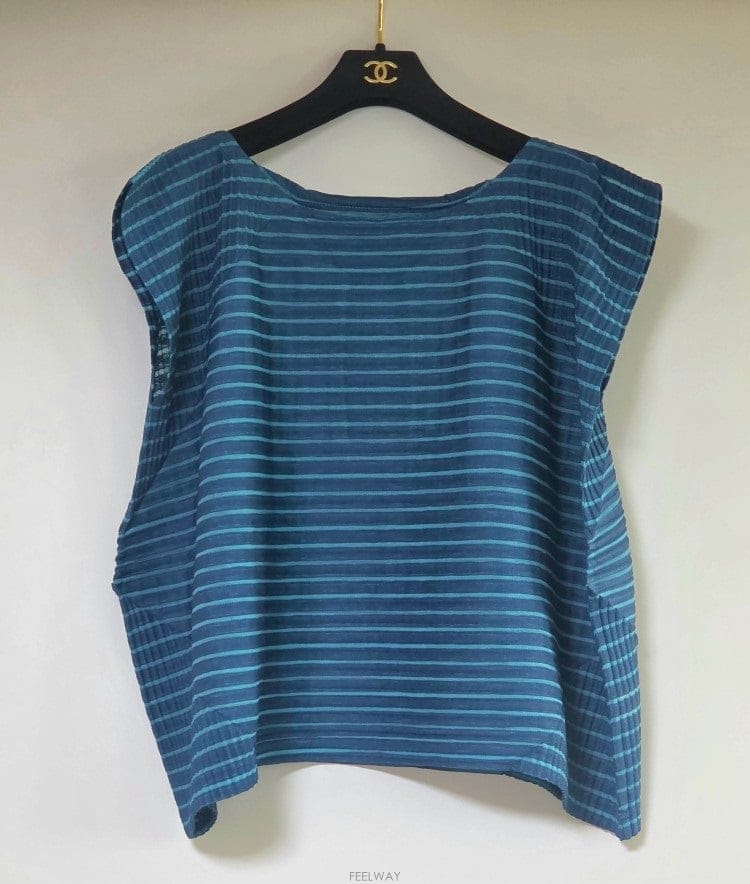 Issey Miyake �� �̼��̹̾��� me ISSEY MIYAKE ��Ʈ������ ž�� �̼��̹̾��� me ISSEY MIYAKE ��Ʈ������ ž
