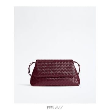 Bottega Veneta �δ��� BOTTEGA VENETA ���װ� ����Ÿ �������� ũ�ν�   ������δ��� BOTTEGA VENETA ���װ� ����Ÿ �������� ũ�ν�   