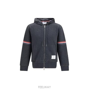 Thom Browne �δ��� THOM BROWNE ����� �׷��� �ĵ��δ��� THOM BROWNE ����� �׷��� �ĵ�