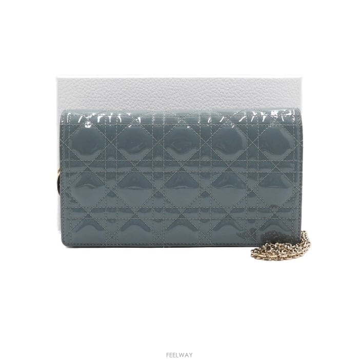 DIOR ��� S0204OVRB ���̵��� ��� ���̴�Ʈ ���� Ŭ��ġ �� ����ü�� ũ�ν���aa68198��� S0204OVRB ���̵��� ��� ���̴�Ʈ ���� Ŭ��ġ 