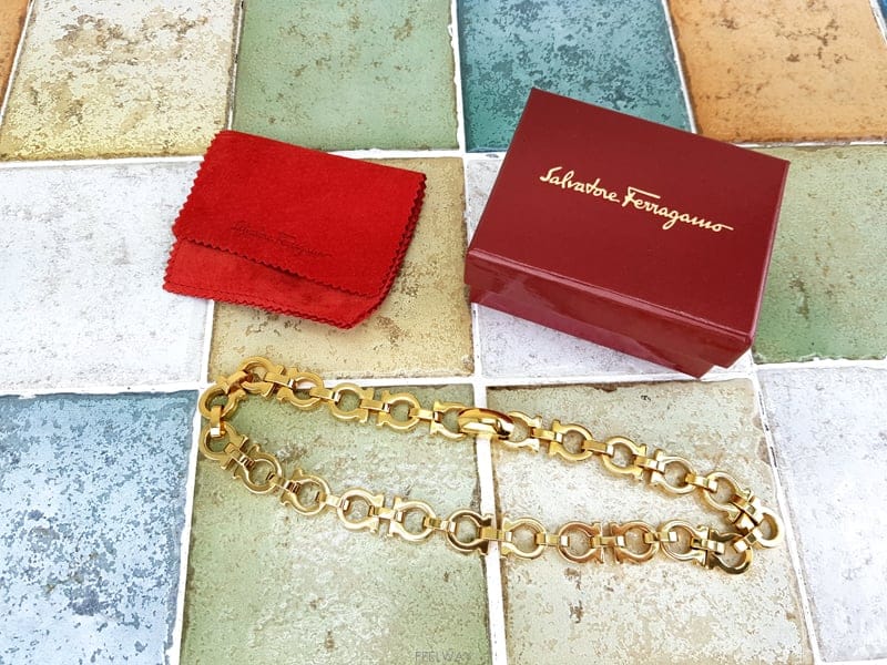 Ferragamo ��󰡸� ��ġ�� ���� ����� ��Ŀ��󰡸� ��ġ�� ���� ����� ��Ŀ