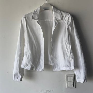띠어리 린넨 블렌드 슈렁큰 트러커 자켓