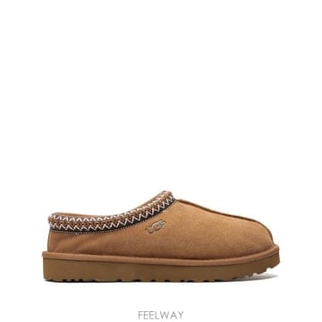 24FW 어그 Suede 모카신 with 울 trim  Sturdy, sculpted 러버 sole  595