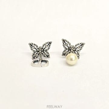 디올 파필론 디 뉴트 엔틱 진주 크리스탈 귀걸이 E2900WOMCY