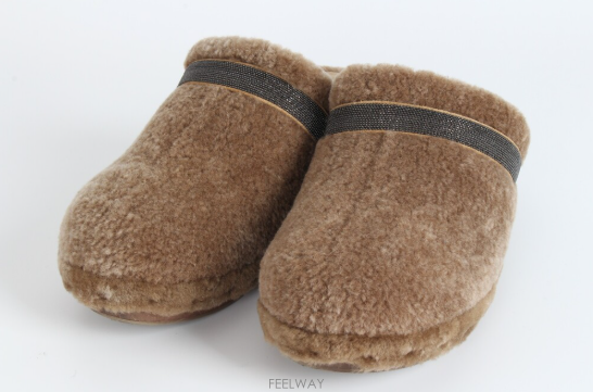 Brunello Cucinelli [û�� ���Ÿ�����]�ڴ��Ϲ�ۡ� ���ڷ���ġ�ڸ� �þ Ŭ�α� ���� 37(240)[û�� ���Ÿ�����]���Ϲ�� ���ڷ���ġ�ڸ� �þ Ŭ��