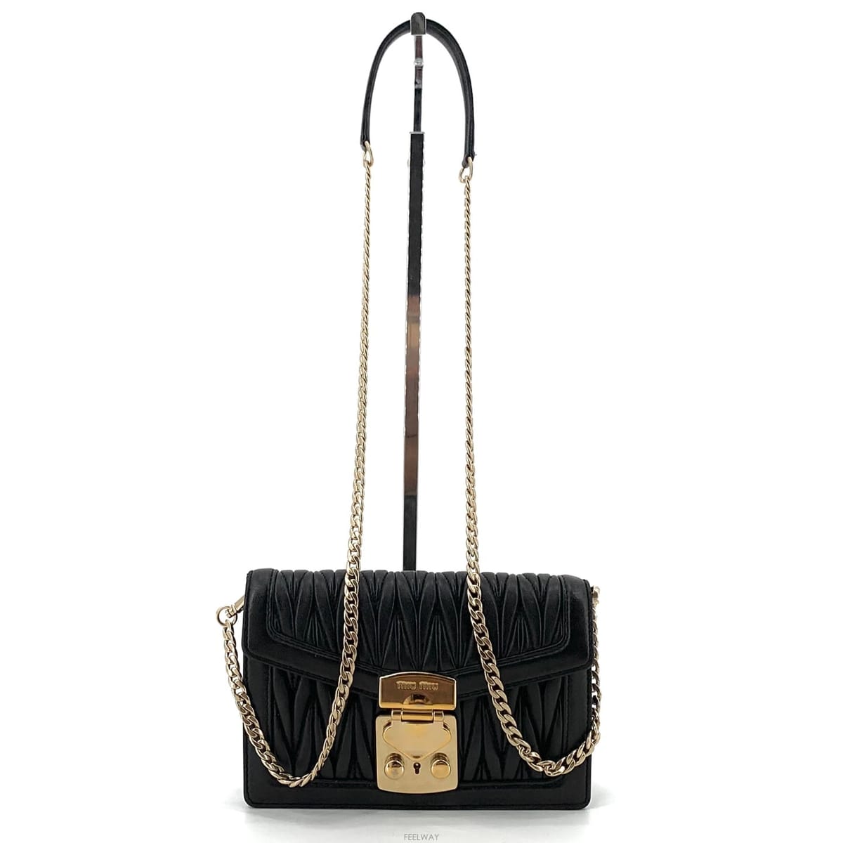 Miu Miu �̿�̿� ���ǵ��� ���׶�� ����ü�� ũ�ν���̿�̿� ���ǵ��� ���׶�� ����ü�� ũ�ν���