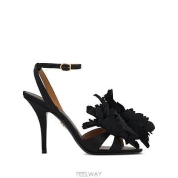 Ferragamo ���Ϲ�� ��󰡸� �ö�� ��� �� ������Ϲ�� ��󰡸� �ö�� ��� �� ����