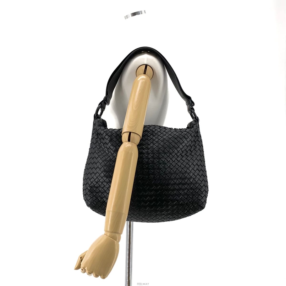 Bottega Veneta ���װ�����Ÿ ��Ʈ��ġ���� ȣ���� ����麸�װ�����Ÿ ��Ʈ��ġ���� ȣ���� �����