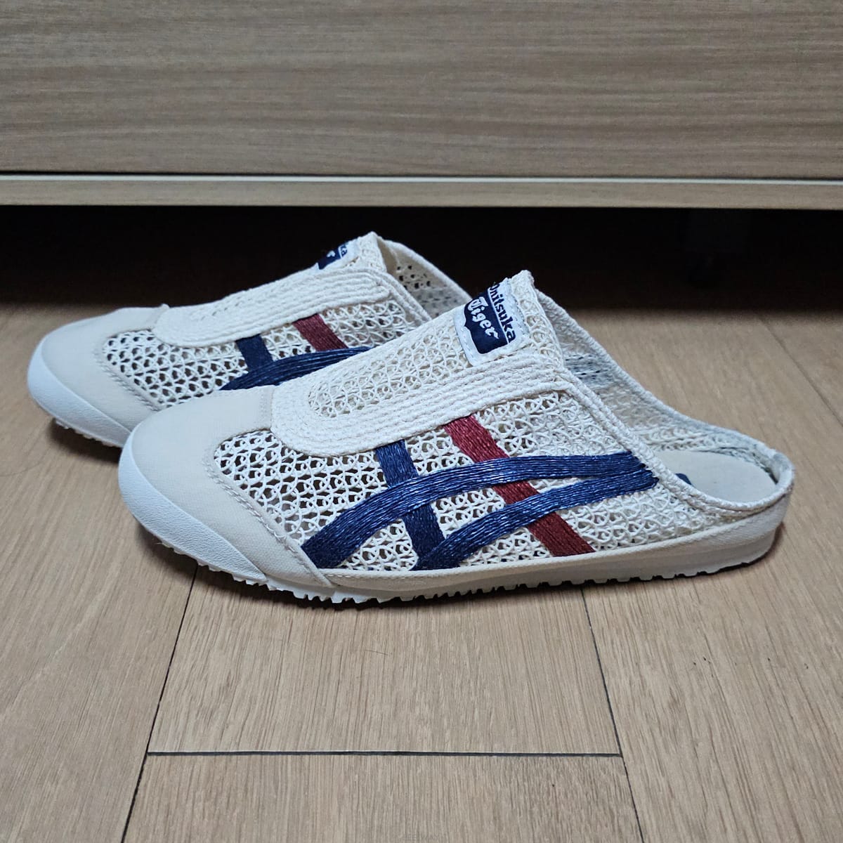 Onitsuka Tiger ������īŸ�̰� �߽��� 66 �线 ������ �� ��������Ŀ�� 260������īŸ�̰� �߽��� 66 �线 ������ �� ��������Ŀ�� 2