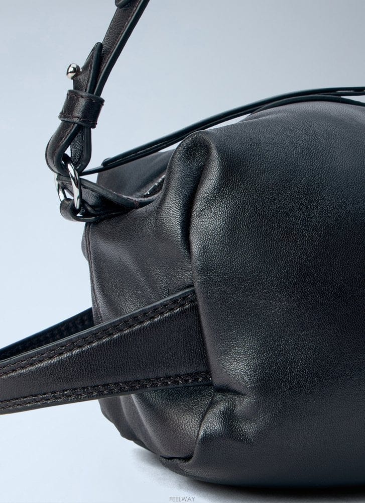 Lemaire 26 F/W ���޸� �� CARE SLINGBAG BG0246 LL01 B011232927526 F/W ���޸� �� CARE SLINGBAG BG0246 LL01 B0112329275