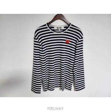 [L] 꼼데가르송 네이비 스트라이프 하트와펜 남성 긴팔티셔츠 C0419
