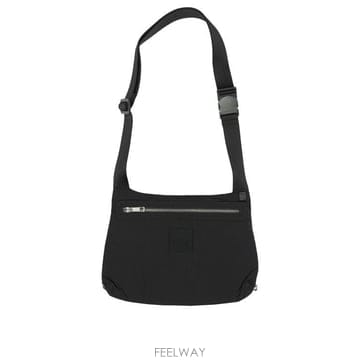 Maison Kitsune 26FW ����Ű���� ũ�ν��� MRUBT01WB0059P199 Black26FW ����Ű���� ũ�ν��� MRUBT01WB0059P199 Black
