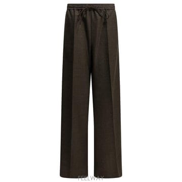 Max Mara 26FW �������� ��Ʈ����Ʈ ���� 2621136063600MXSPANTONE005 Brown26FW �������� ��Ʈ����Ʈ ���� 2621136063600MXSPANTONE0