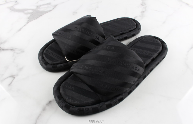 Balenciaga [���Ÿ�����]�ڴ��Ϲ�ۡڹ߷��þư� �ΰ� ������ 38[���Ÿ�����]���Ϲ�۹߷��þư� �ΰ� ������ 38