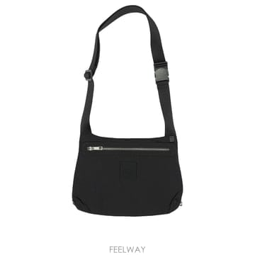 Maison Kitsune 26FW ���� Ű���� �̵�� ���Ϸ� ��� �� MRUBT01WB0059P199 TP58185795126FW ���� Ű���� �̵�� ���Ϸ� ��� �� MRUBT01WB0059P1