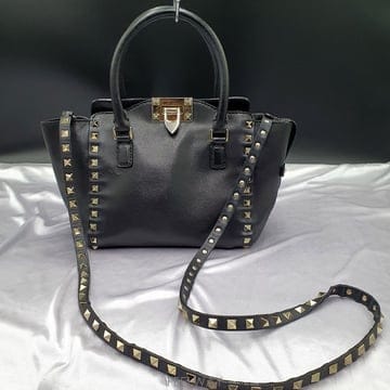 Valentino �߷�Ƽ�� ��Ʈ�� ũ�ν��� ��ǰ����ī�� �߰� ���� ���ǾƳ�߷�Ƽ�� ��Ʈ�� ũ�ν��� ��ǰ����ī�� �߰� ���� ���Ǿ�