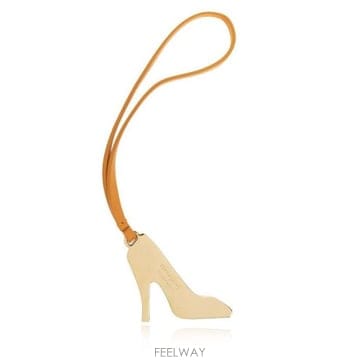 Ferragamo 26 FW ��󰡸� ũ�����̼��� ������ �� 221141TIRASSEGNO79346826 FW ��󰡸� ũ�����̼��� ������ �� 221141TIRASSEGNO