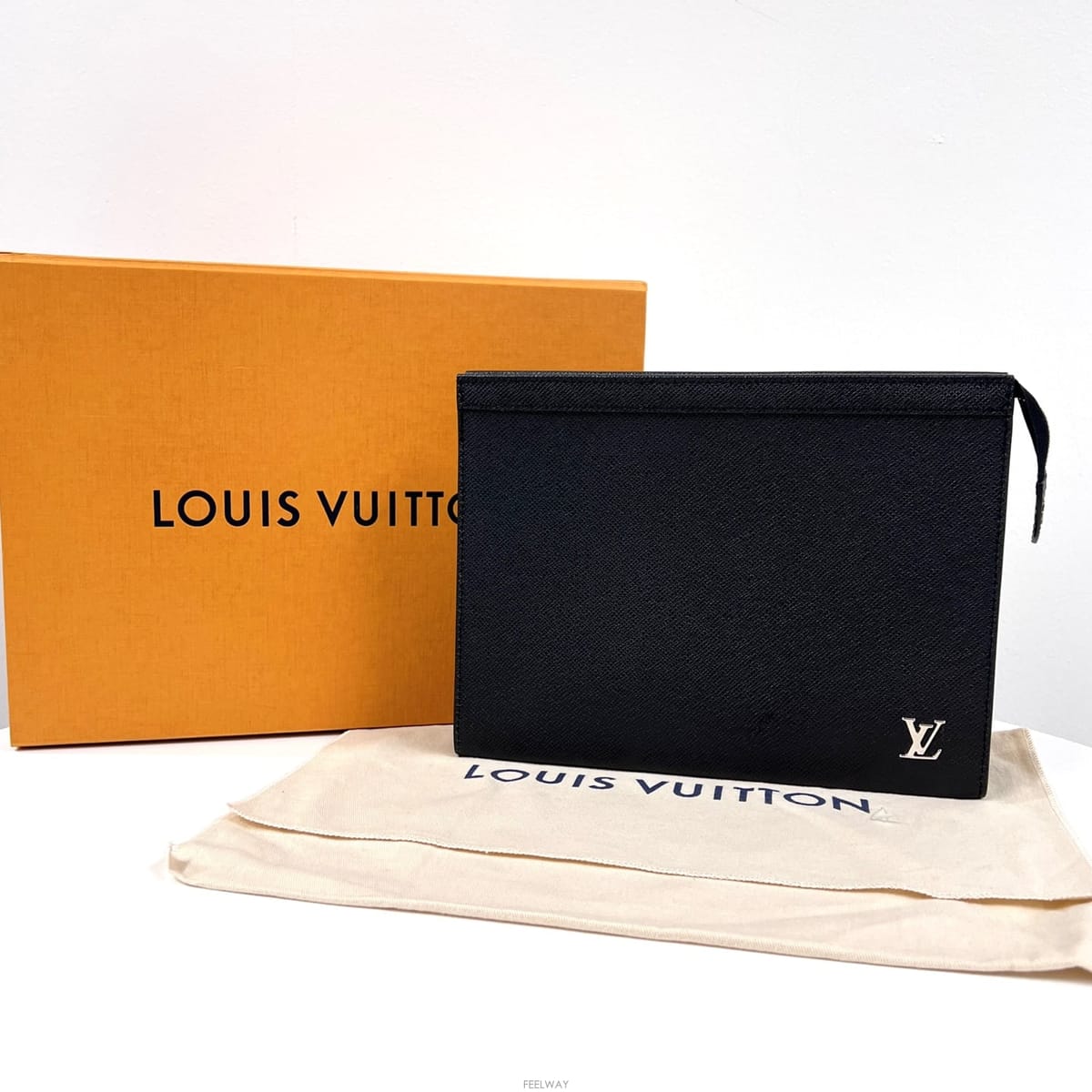 Louis Vuitton ���̺��� LV Ÿ�̰� ����Ʈ ������ Ŭ��ġ�� (M30450)���̺��� LV Ÿ�̰� ����Ʈ ������ Ŭ��ġ�� (M30450)