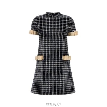 Valentino �ؿ� ������� �߷�Ƽ�� ����ٴ� ���� �巹�� 7B3VAFH79E4 671�ؿ� ������� �߷�Ƽ�� ����ٴ� ���� �巹�� 7B3VAFH79E
