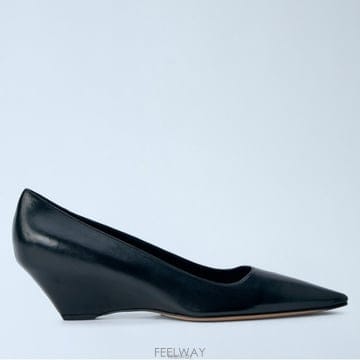 26 FW 더로우 Liisa 리사 포인트토 웨지 펌프스 F1904 SL1 BLK